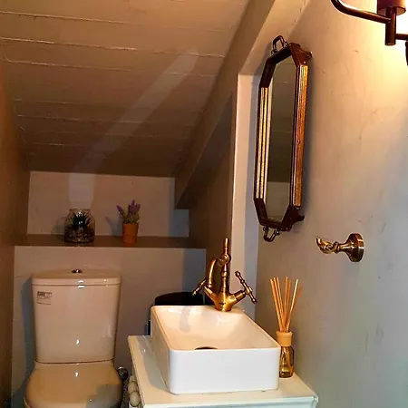 Apartment Perigiali