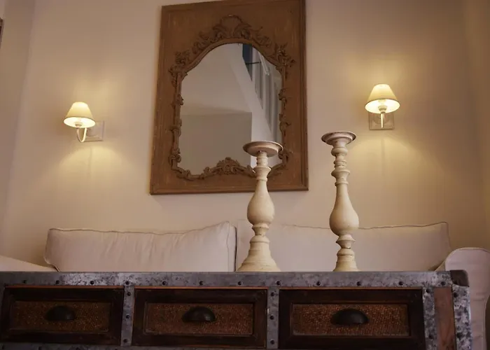 Апартаменты Perigiali *